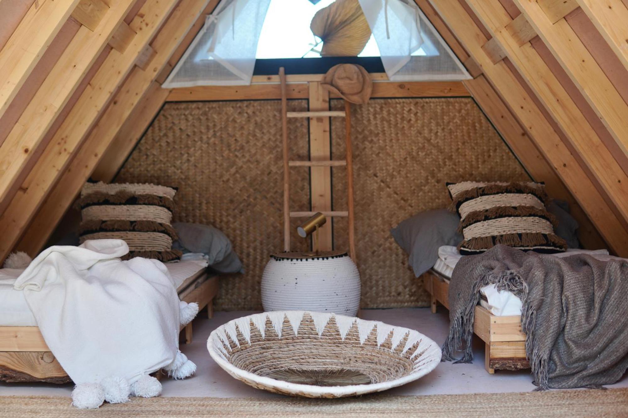 The4Elements Bed and Breakfast Monda Kamer foto